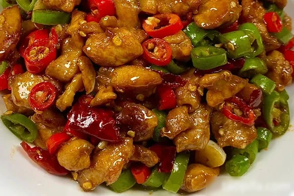 图片[1]-特色炒鸡视频教程-香源配方网