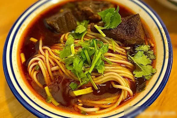 实体牛肉面全套技术配方和视频教程-香源配方网