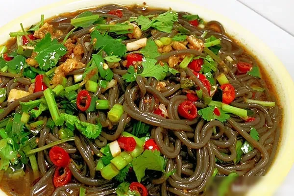 酸辣蕨根粉汁水制作视频教程-香源配方网